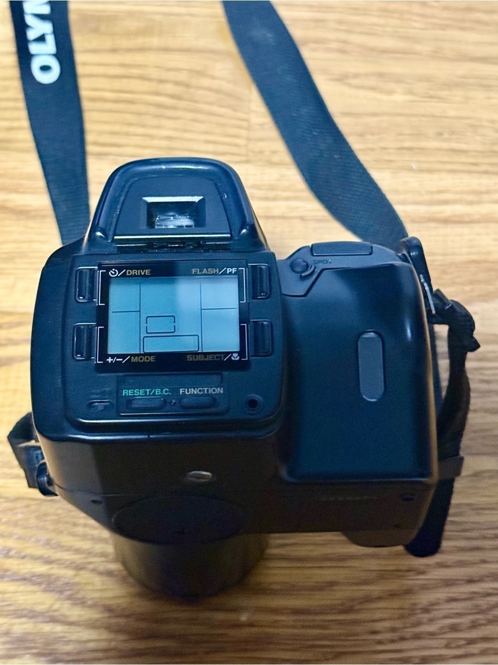 Olympus IS-2 35mm Film Camera​​​​​​ - Picture 5 of 6